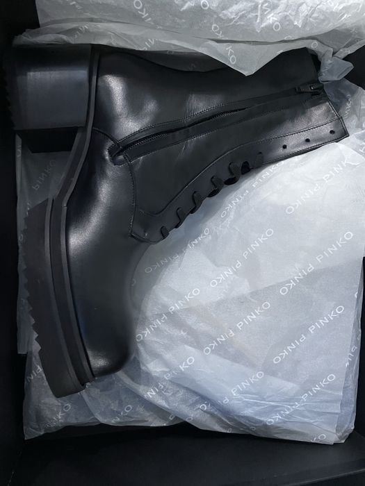 Дамски боти PINKO Honneger Anfibio, нови