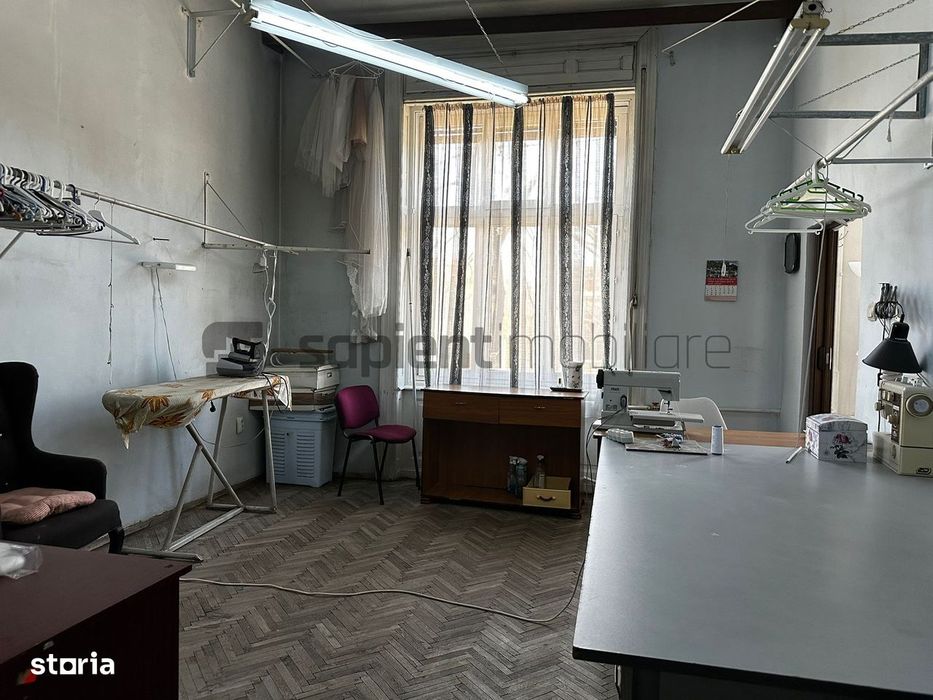 Apartament la casa cu 4 camere si acces auto, ultracentral