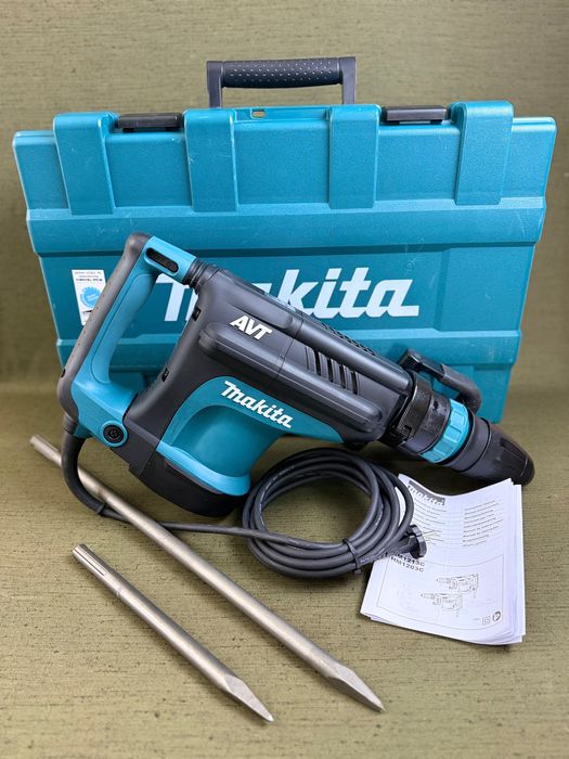 Makita HM1213C – професионален къртач SDS-Max AVT – чисто нов