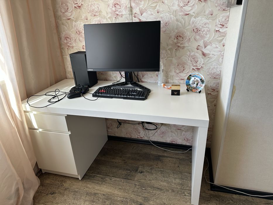 Мебель Икеа  отличного качества