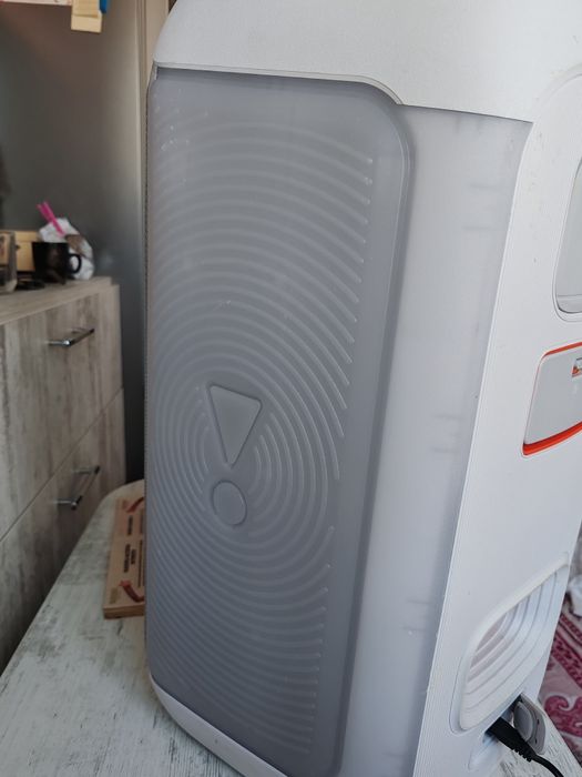 Boxa  J.B.L. .120 .160W RMS,culoare gri,acumulator interschimbabil.