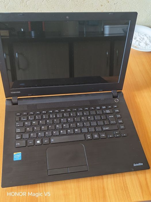 Toshiba Satellite C40-C | Laptop 14" compact