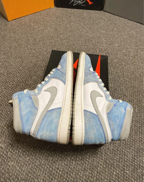 Air Jordan 1 High Hyper Royale mărime e