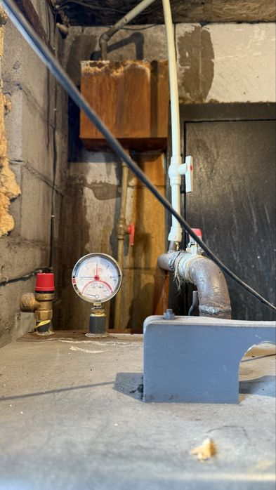 Продам твердотопливый котел