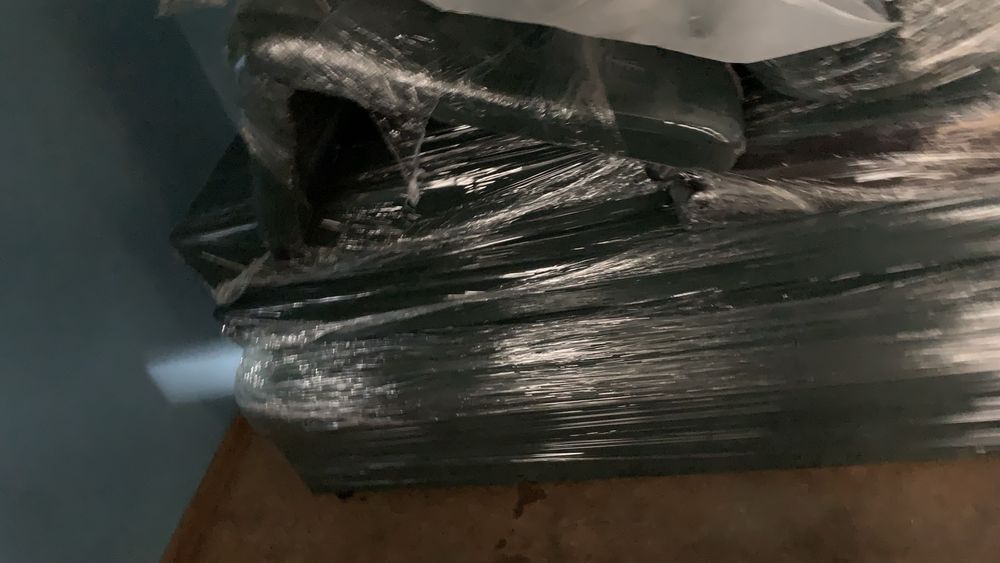 Продаю диван почти новый