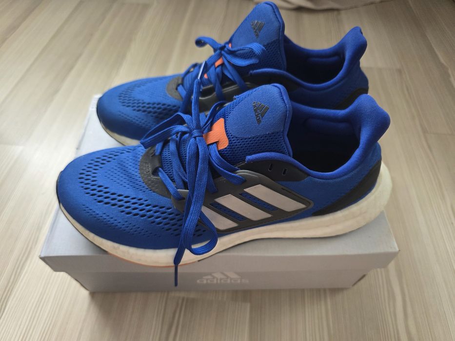 Adidas Pureboost 22 Originali – 43 1/3 – Stare excelentă