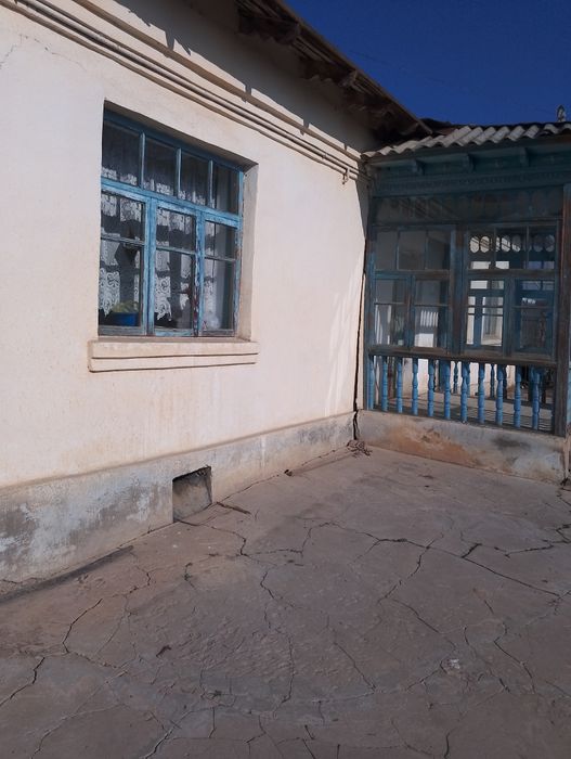 Ховли 16 сотх. 6 та хона.