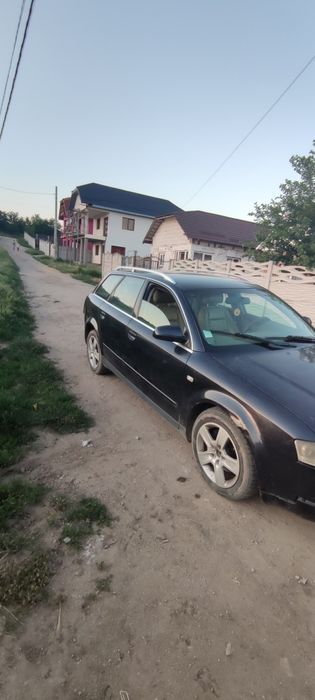 Vând audi A4 B6 1.9 131 de cai