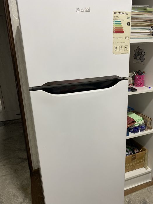 Артел холодилник сотилади