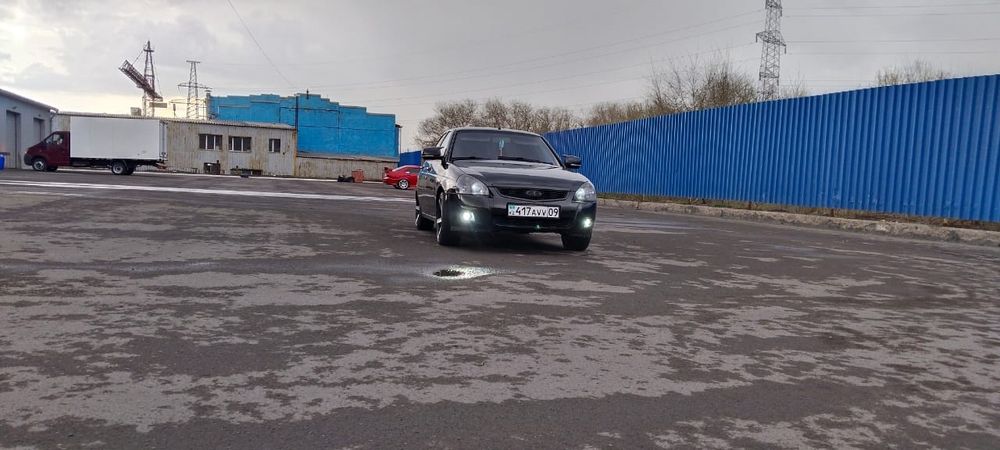 Продам Приору 2014 год