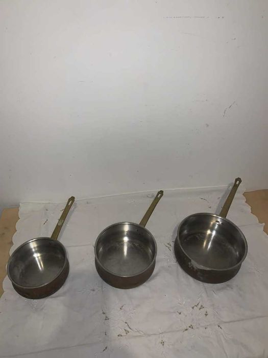 Set de 3 oale din cupru cu maner din bronz