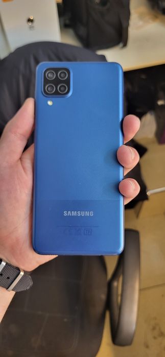 Продам Samsung A12 32gb