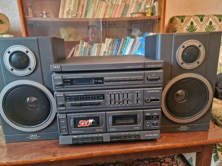 Combina muzicala AKAI