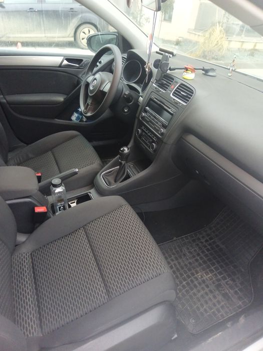 Volkswagen Golf 6 1.6 tdi (90 de cai)