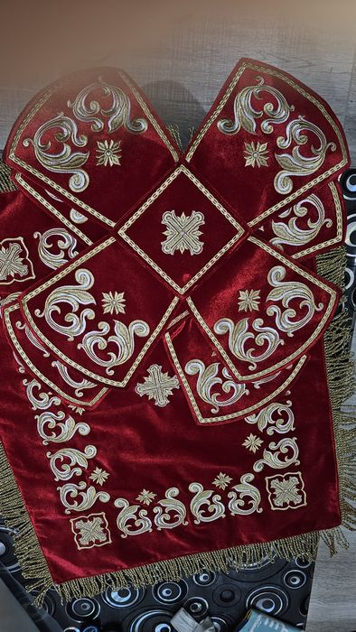 Църковна бродерия по поръчка