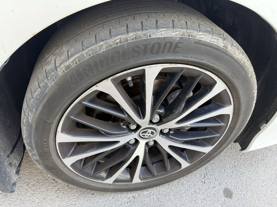 235/45/18 Bridgestone лето комплект