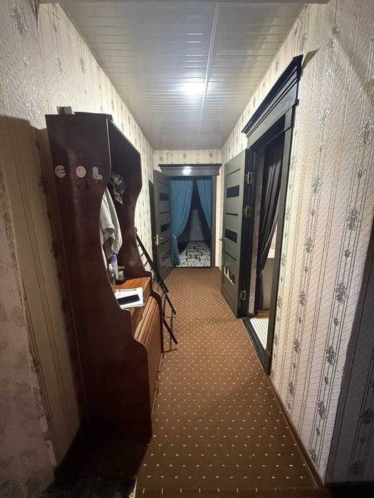 Жомбой шахар марказидан тайёр 2 хонали квартира сотилади