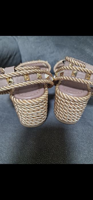 Sandale superbe platforma Valentino 37