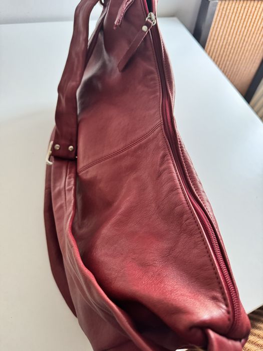 Geanta de piele noua