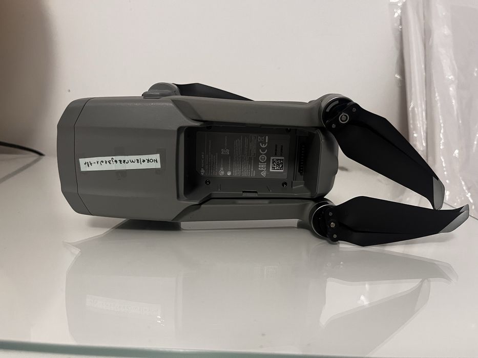 Drona dji mavic air 2
