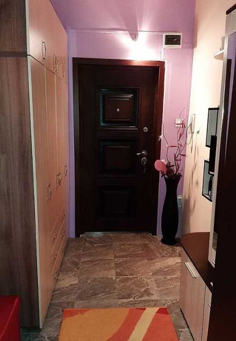 Дава се под наем Двустаен апартамент в Пловдив, Изгрев - 65 кв.м за 224.4 € - Снимка #1