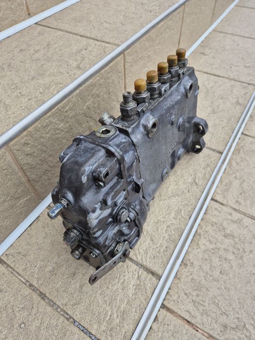 Pompa injecție Saviem