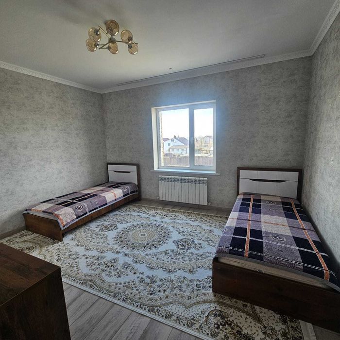продается 2 этажный дом в Заречном