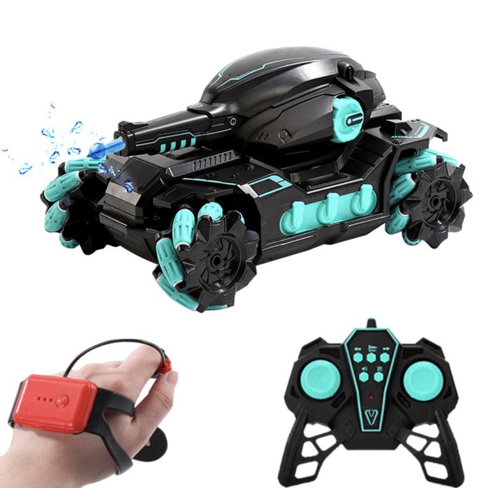 Танк стреляет орбизами