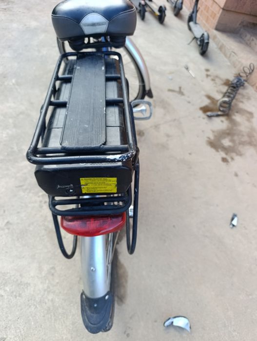 Reparatii trotinete, biciclete și scutere electrice