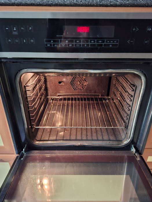 Фурна за вграждане Brand-пиролиза !