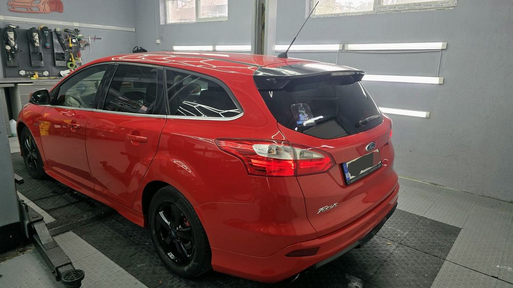 FORD Focus 2014 — imagine 3