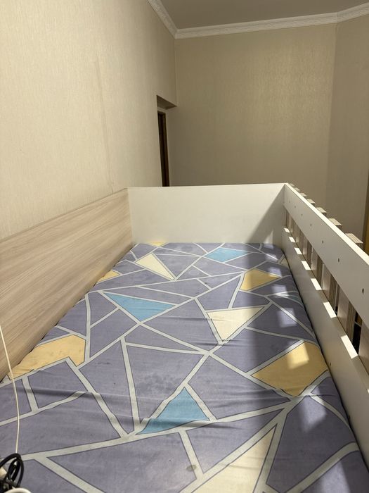 Продам двухярустную кровать для детской!