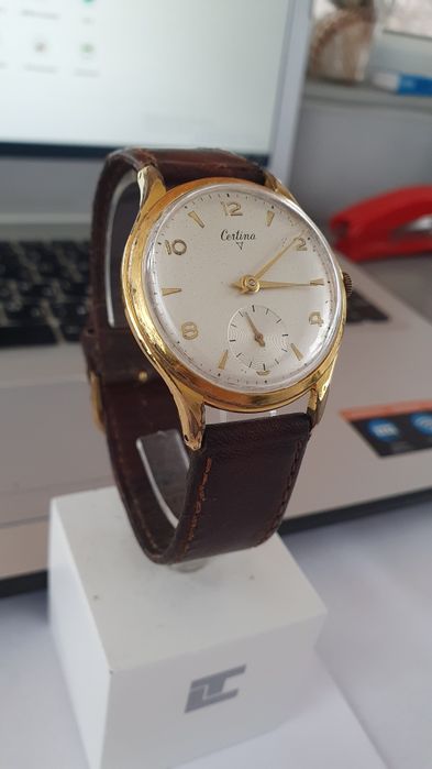 Старинен часовник