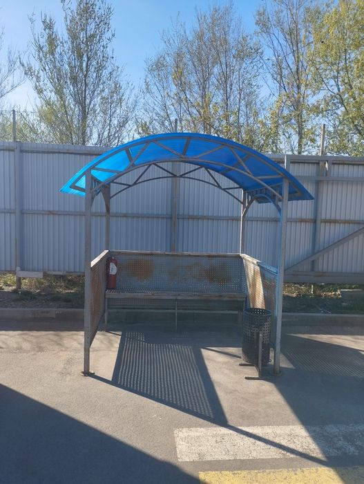 Продам беседку курилку