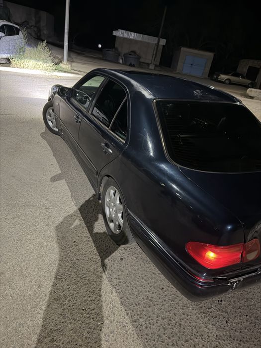 Mercedes-Benz E280 W210 2,8 автомат