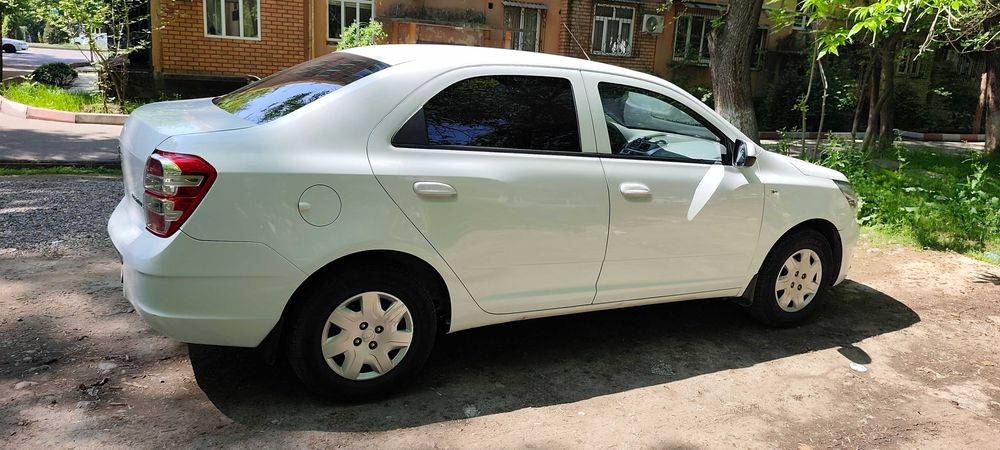 Chevrolet Cobalt 2022 — 4