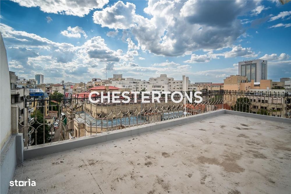 Penthouse deasupra orasului - apartament de vanzare cu terasa, semineu