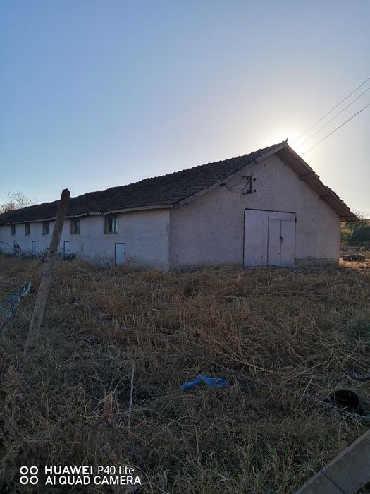 Продава се Промишлена сграда в с. Долни Луковит, Област Плевен - 440 кв.м за 58 €/кв.м - Снимка #1