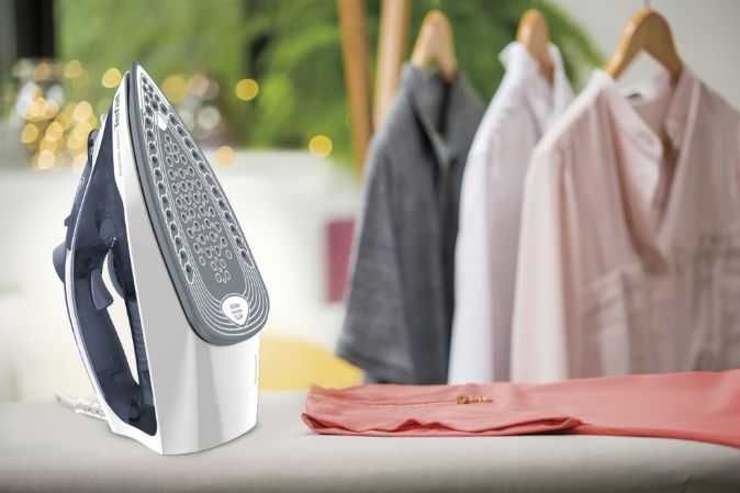 Fier de calcat Tefal Express Steam FV2837E0, 2400W