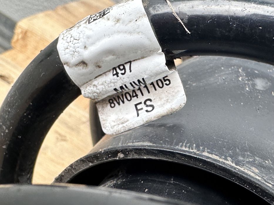 Амортисьори с пружини AUDI A7 C8 комплект 4K0413031AG 4K0513035AD