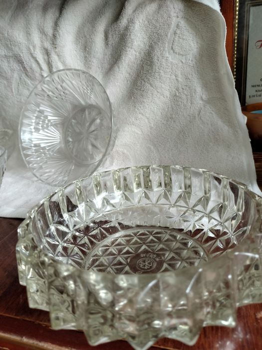 Продам хрустальную посуду