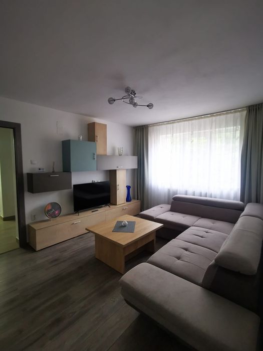 Apartment de inchiriat