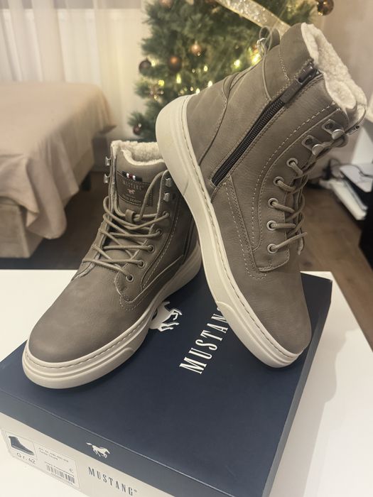 Ghete Mustang imblanite