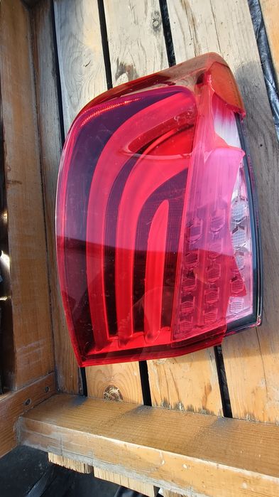 Задняя фара (Левый стоп) Ф10