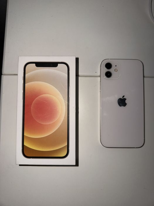 iPhone 12 128GB White / без ремонта / всё родное