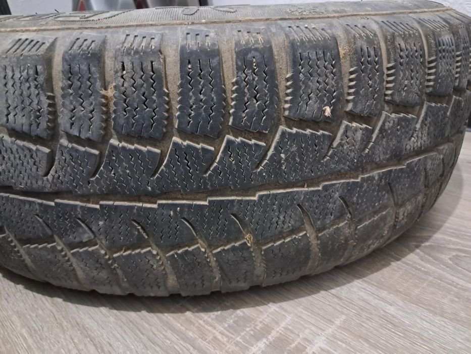 Покрышка шина продаётся