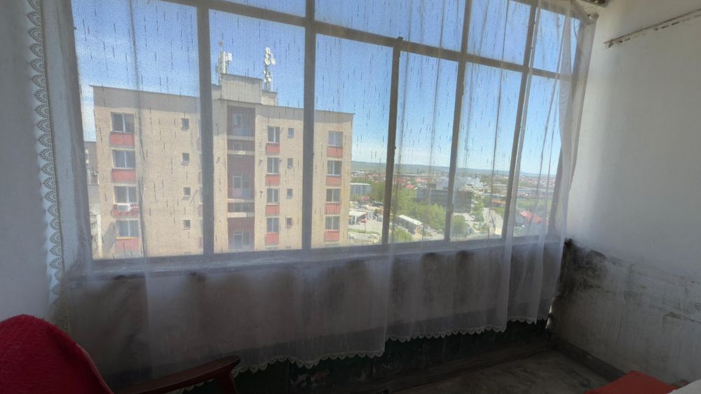 Apartament 3 camere nefinalizat ,semidecomandat zona Odobescu liceu.AG