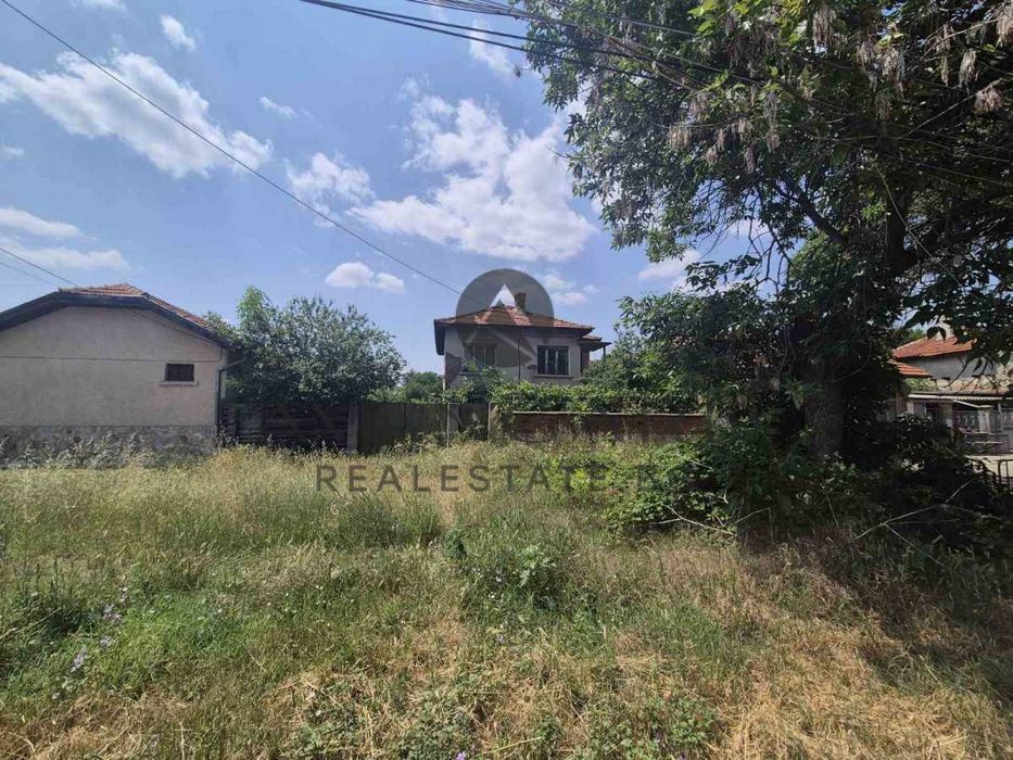 оф.23379 Къща с 1000кв.м. двор/ с.Труд