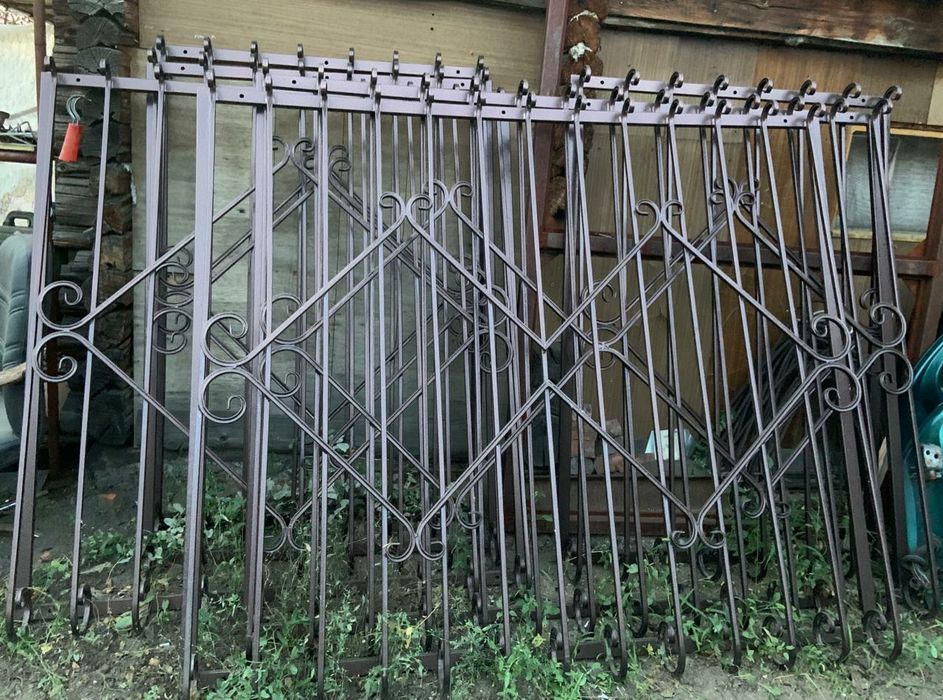 Срочно!Продам решётки для окон