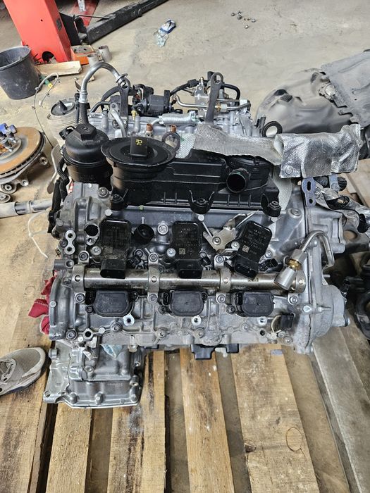 Двигател от  Vw Touareg 3.0 V6 340к.с. код : DCB